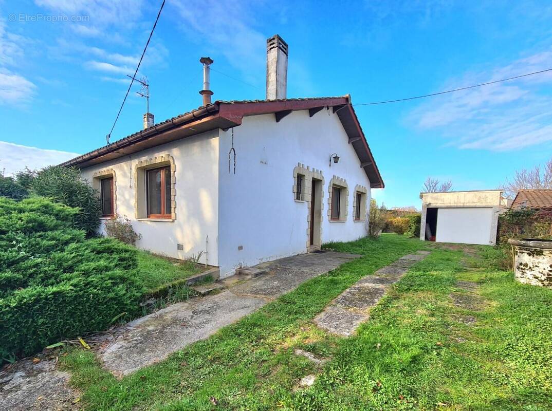 Photo 1 - Maison à CENON