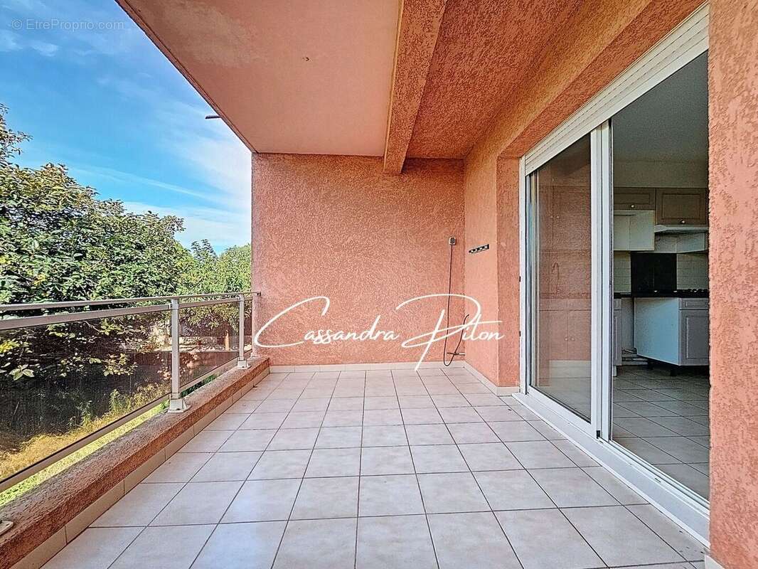 Appartement à SAINTE-MARIE