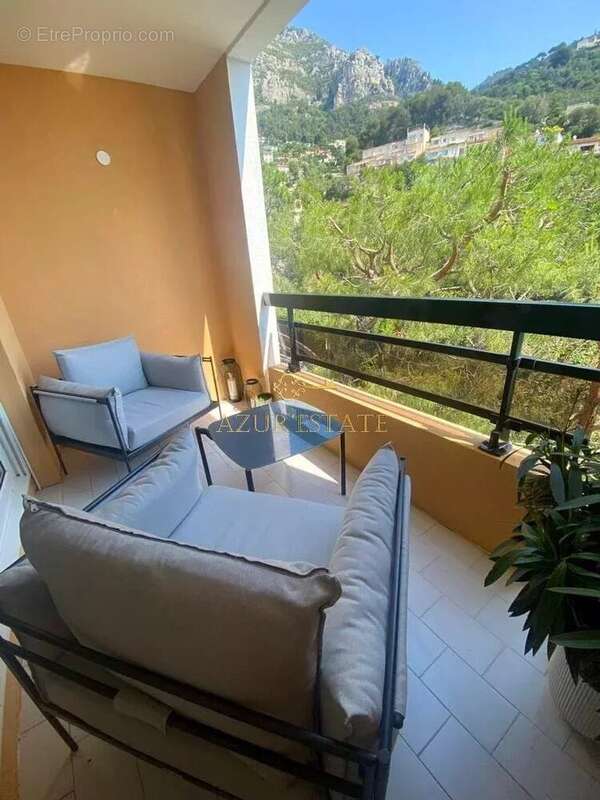 Appartement à BEAUSOLEIL