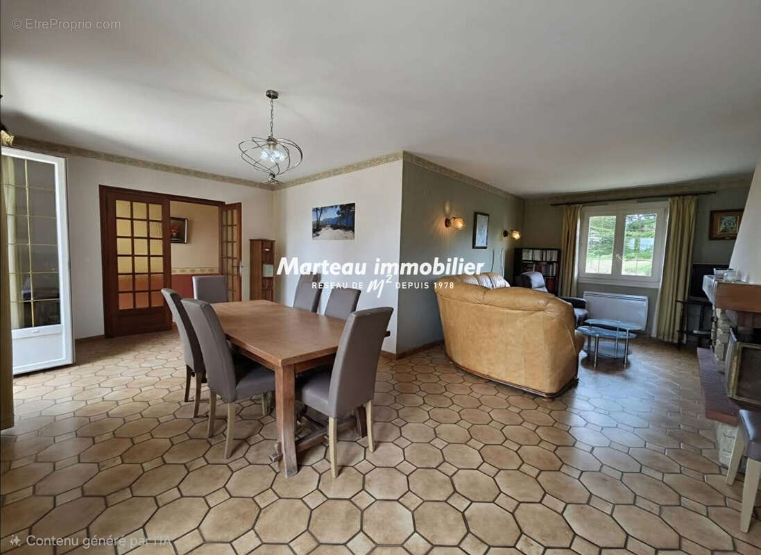 Maison à PARIGNE-L'EVEQUE