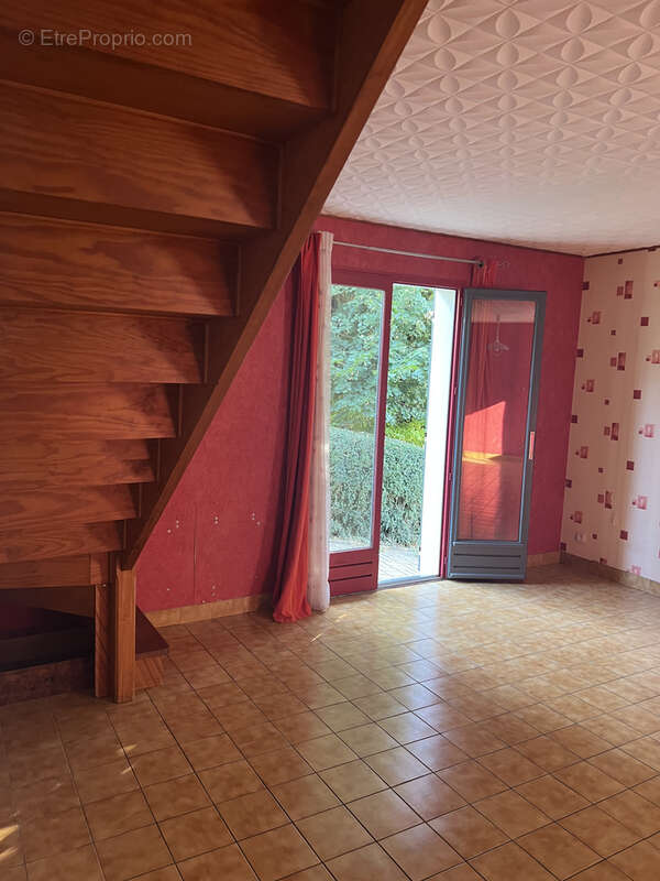 Maison à COULANGES-LES-NEVERS