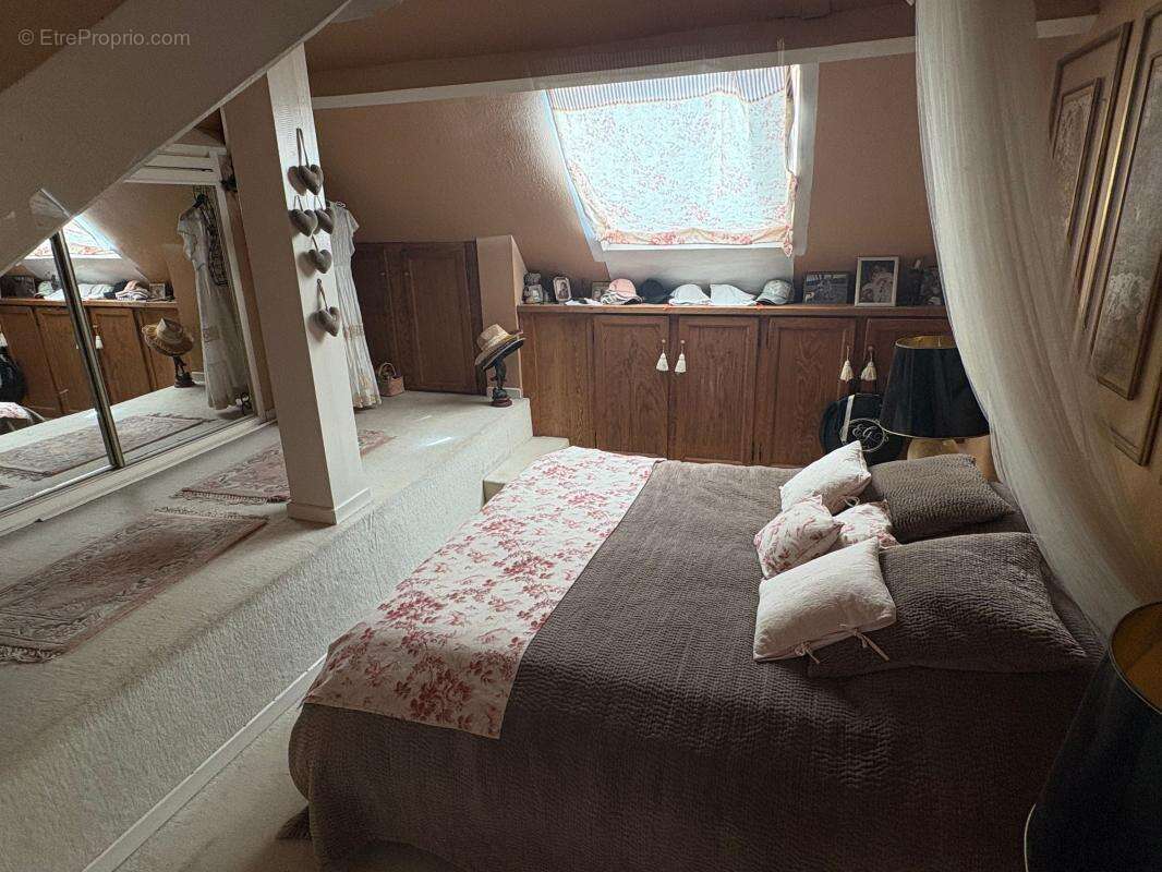 Maison à HAUT-DE-BOSDARROS