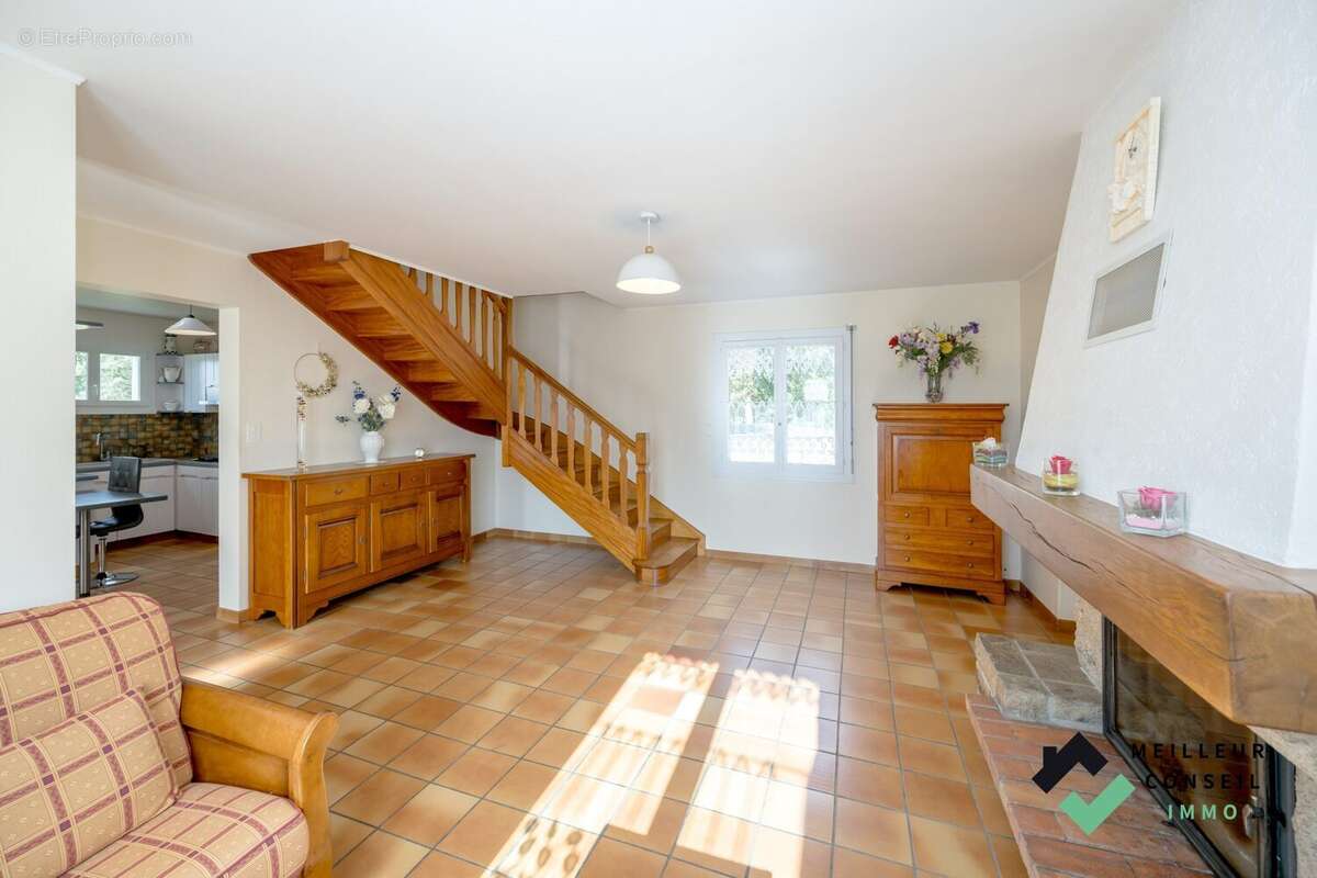 Maison à SAINT-DONAN