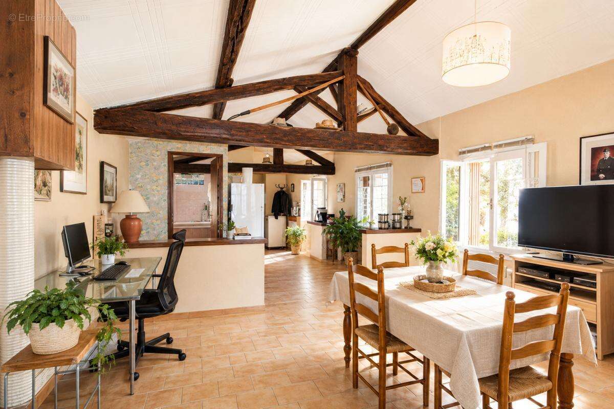 Appartement à FLEURY