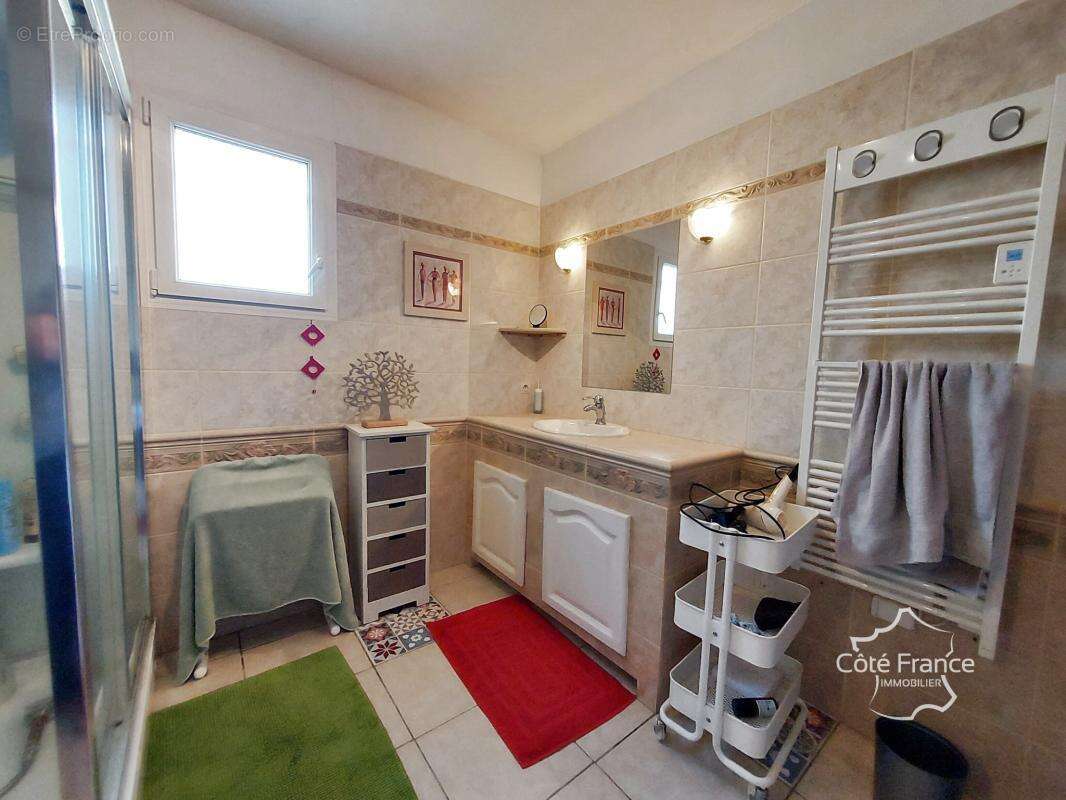 Maison à PUYNORMAND