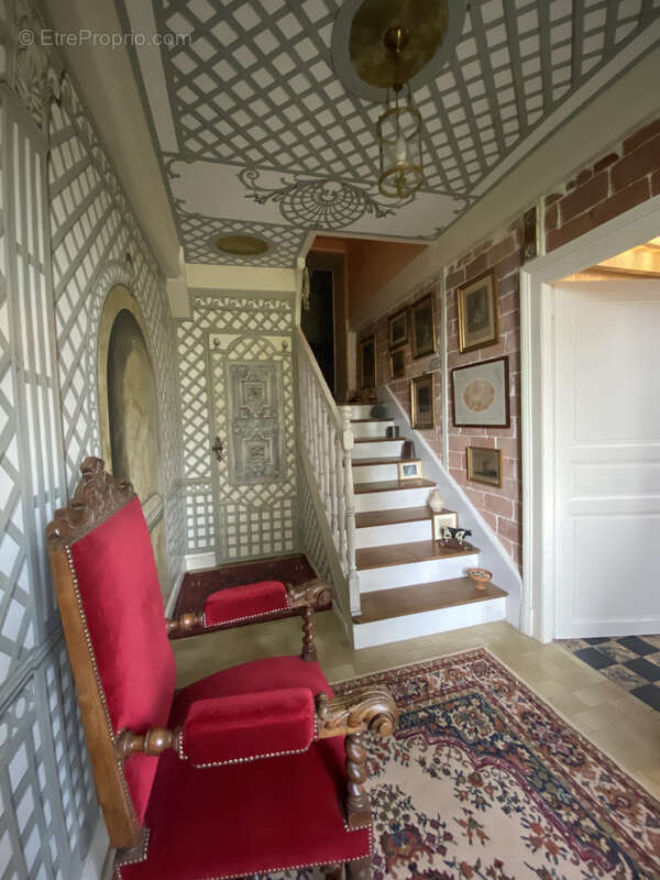 Maison à MAIZIERES-LA-GRANDE-PAROISSE