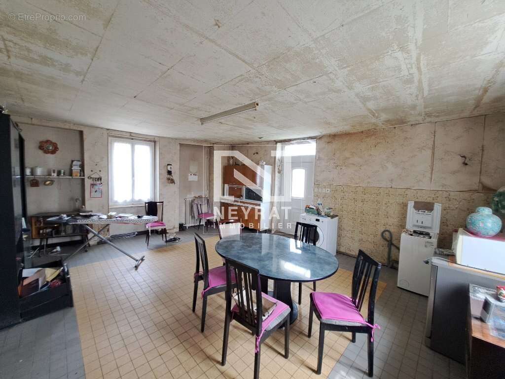 Maison à EPINAC