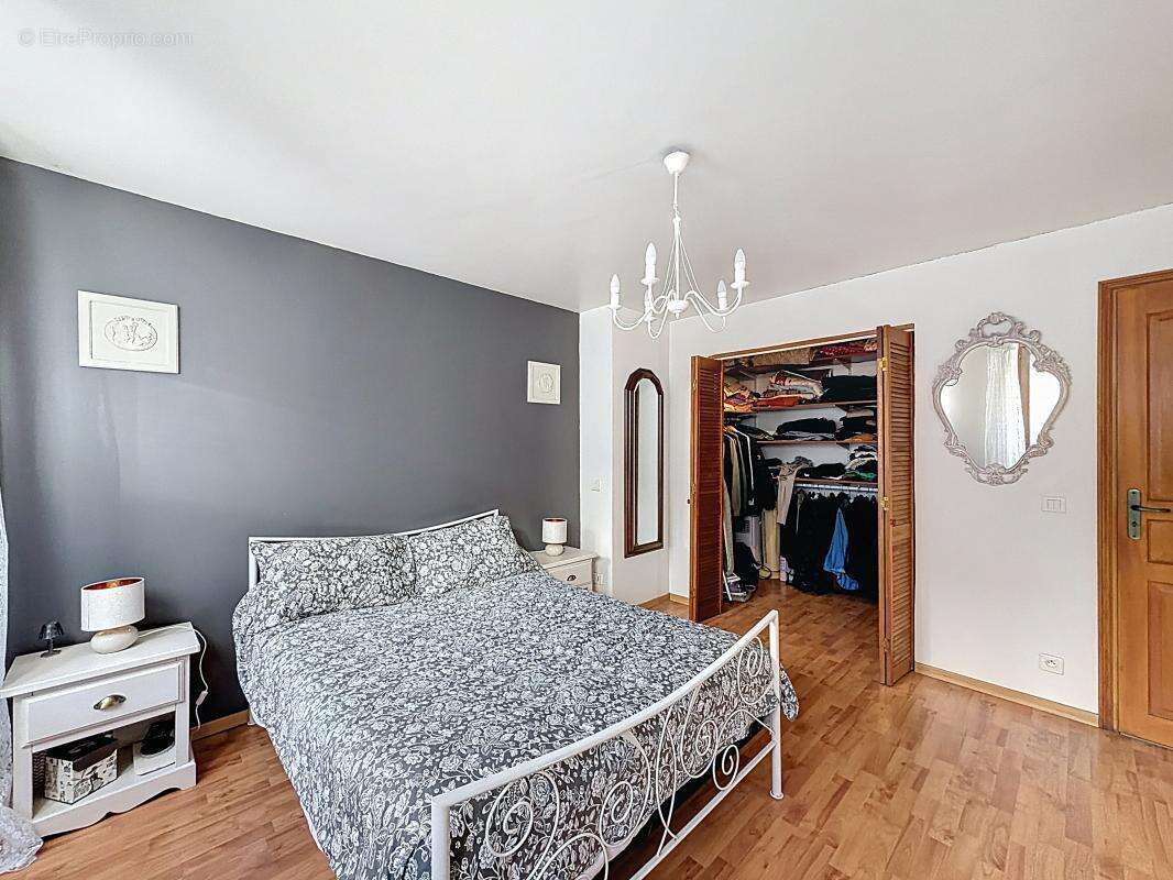 Maison à SAINT-SYMPHORIEN-D'OZON