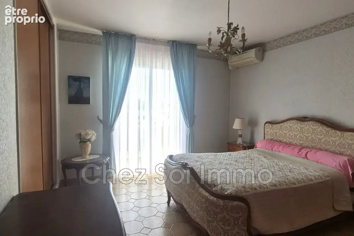 Maison 4 pièces 105 m² à vendre à Saint-Laurent-Du-Var (06700) - photo 8