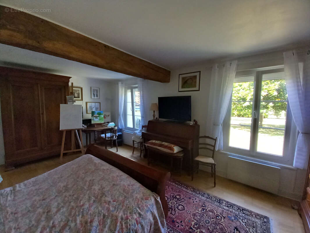 Saint laurent nouan - longere de caractere - 260 m2 de charme - photo 7