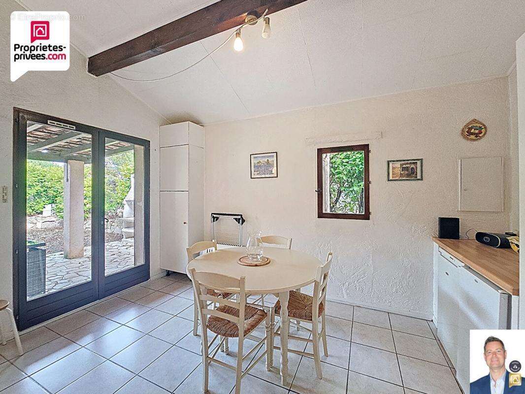 Maison à SAINT-CEZAIRE-SUR-SIAGNE