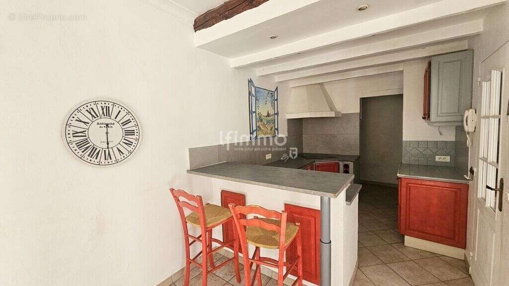 Maison à LE MUY