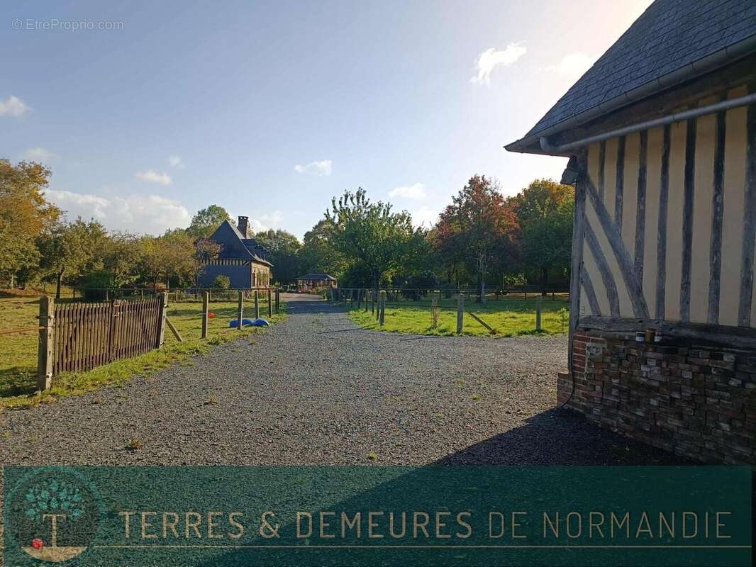 Maison à CORMEILLES