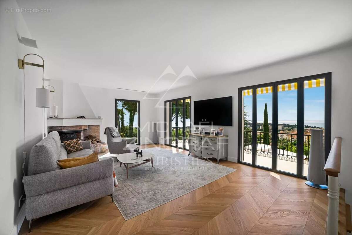 Maison à ROQUEBRUNE-CAP-MARTIN