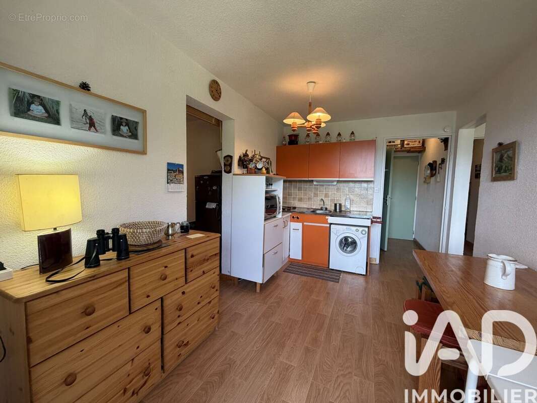 Photo 3 - Appartement à CHATEAU-BERNARD