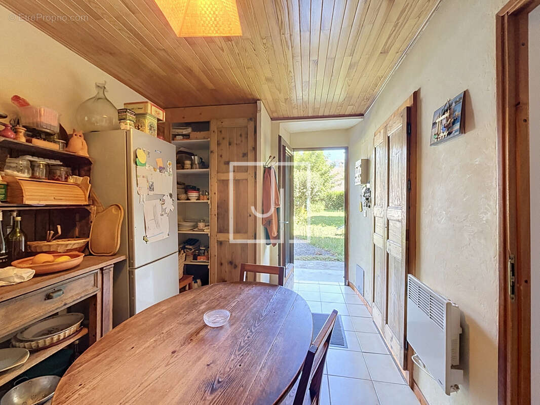 À vendre   Appartement avec jardin privatif et double garage   Jausiers (04850) - photo 10