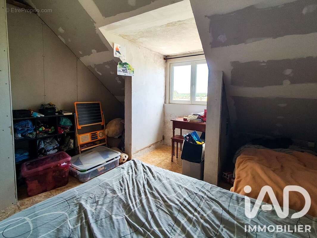 Maison 94 m² à Monetay-Sur-Loire  - photo 9