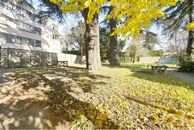 INVESTISSEMENT LOCATIF  ST PERAY  Résidence Ehpad Les Bains - 6,52% de rentabilité - photo 9