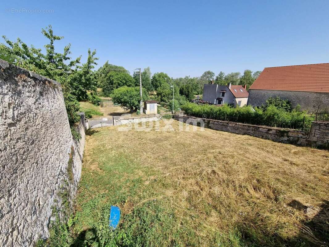 Maison à POUSSEAUX
