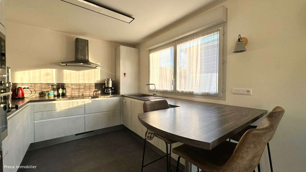 Appartement à CHILLY