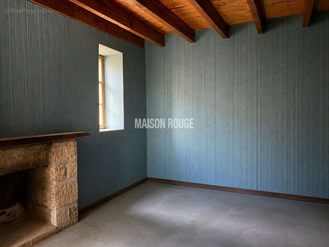 Maison à COLLINEE