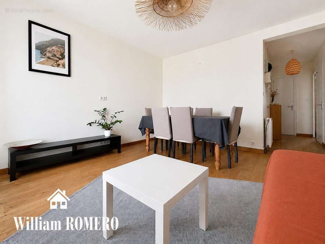 Appartement à REZE