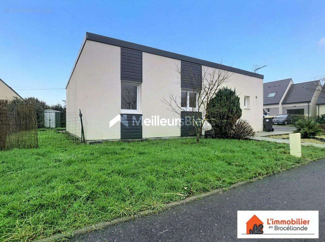 Maison à MAURE-DE-BRETAGNE