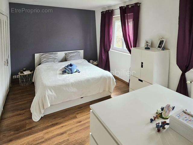 Maison à CHAUMES-EN-BRIE