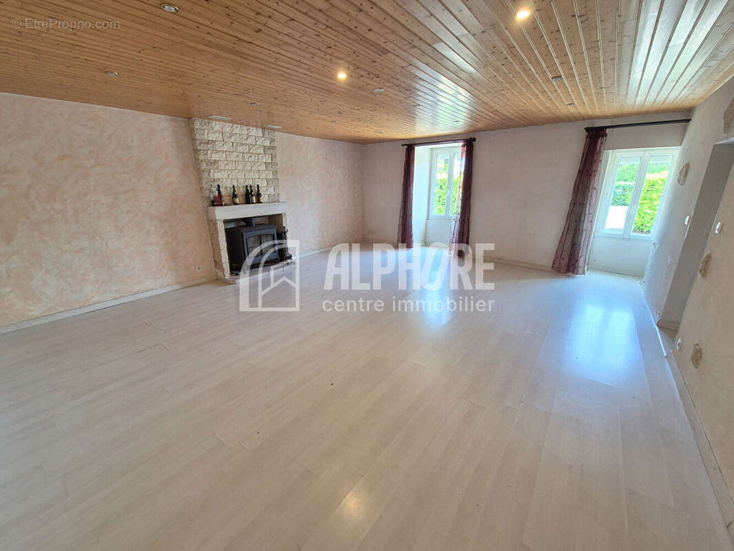 Maison 7 pièces à vendre à Thire - Réf 5200 - photo 6