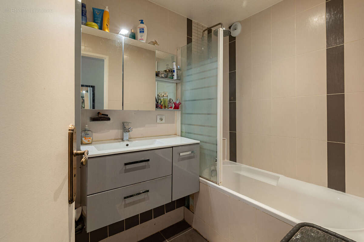 Appartement à SAINT-GRATIEN