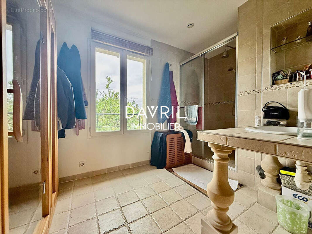 Maison à CONFLANS-SAINTE-HONORINE