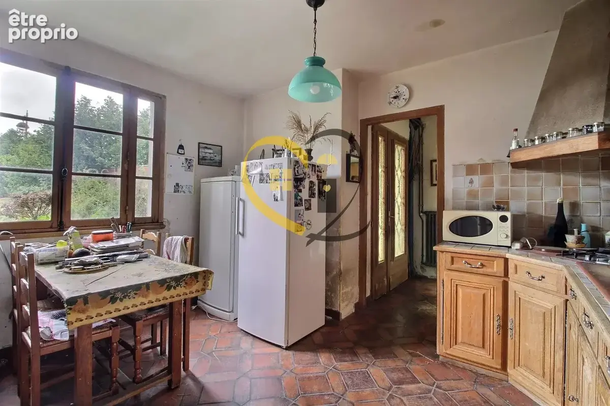 Maison proche Séraucourt, trois garages et grand atelier - photo 7