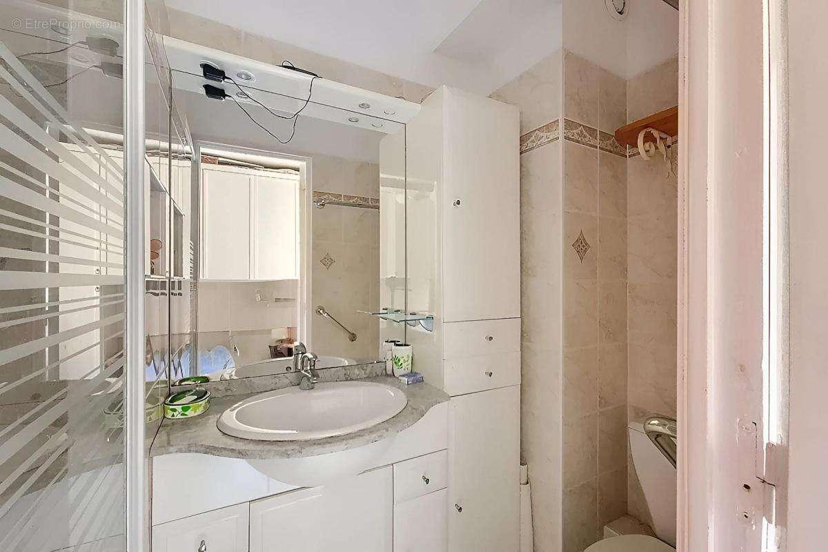 Appartement à BEAULIEU-SUR-MER