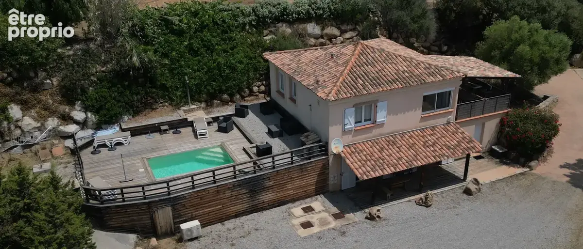 Une villa piscine accès plage à quelques mètres - photo 2