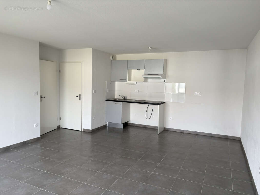 Appartement à CORNEBARRIEU