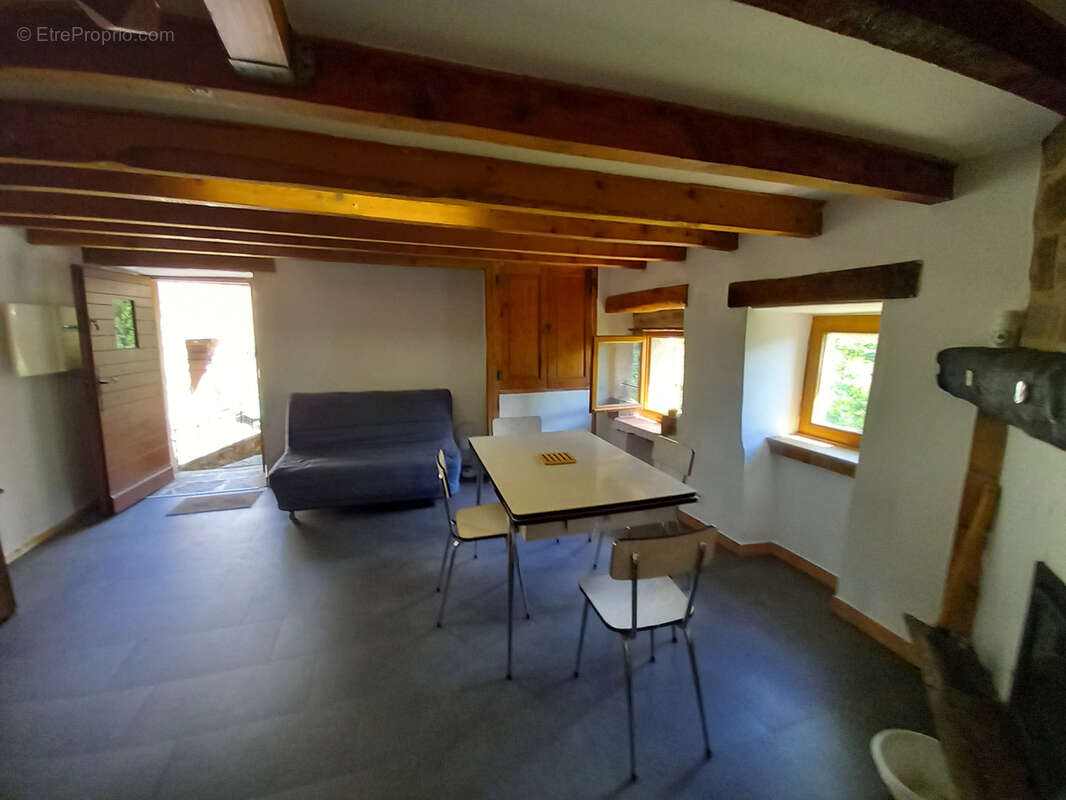 Maison à SAINT-VINCENT-D'OLARGUES
