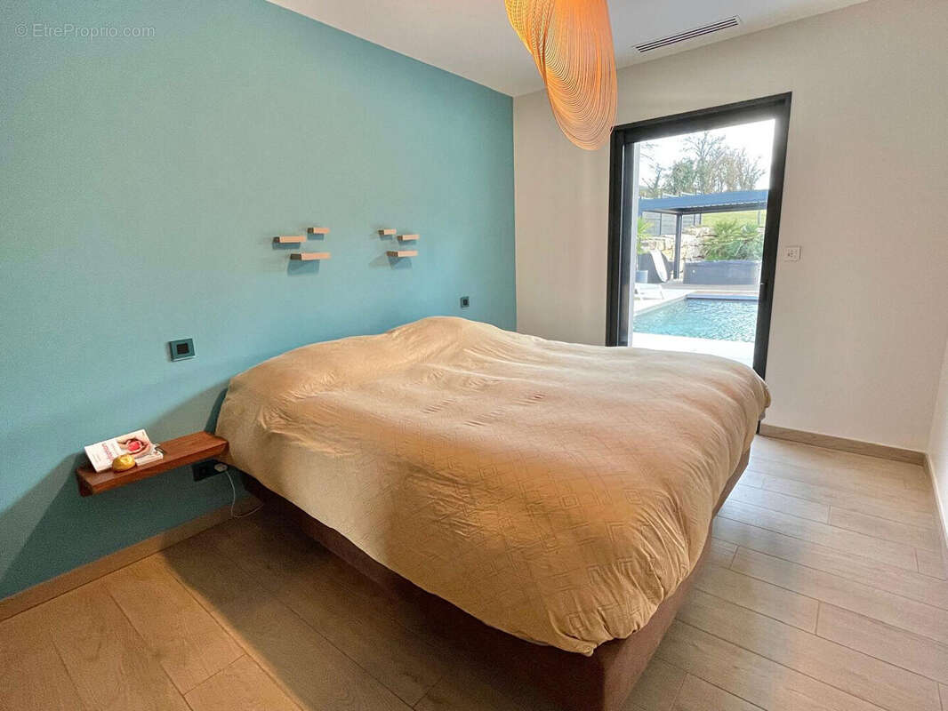 Maison à SAINT-CHEF