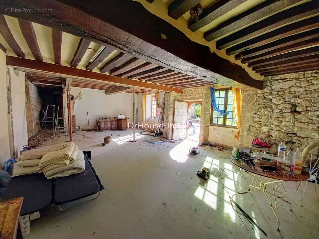 Maison 100 m² à Conde-Sur-Sarthe  - photo 6