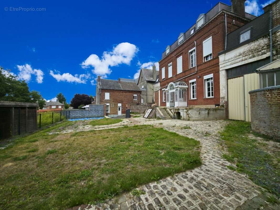 Appartement à LE CATEAU-CAMBRESIS