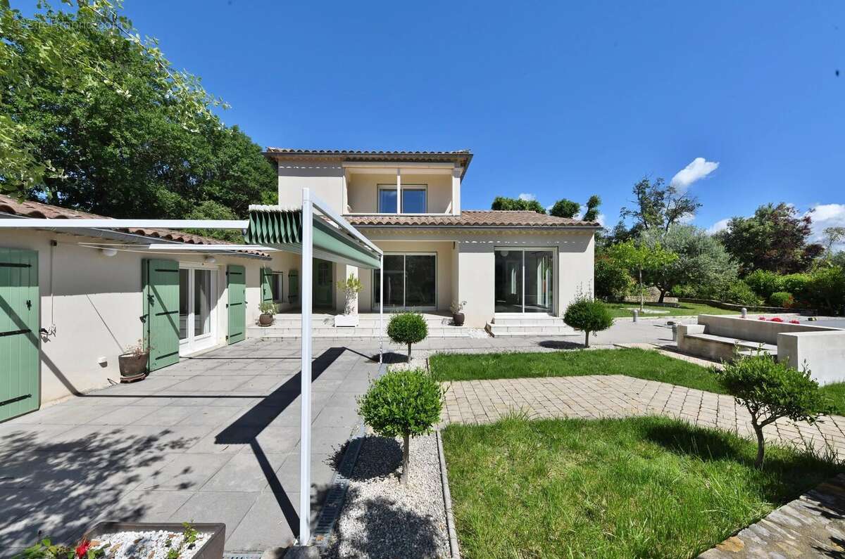 Maison à UZES