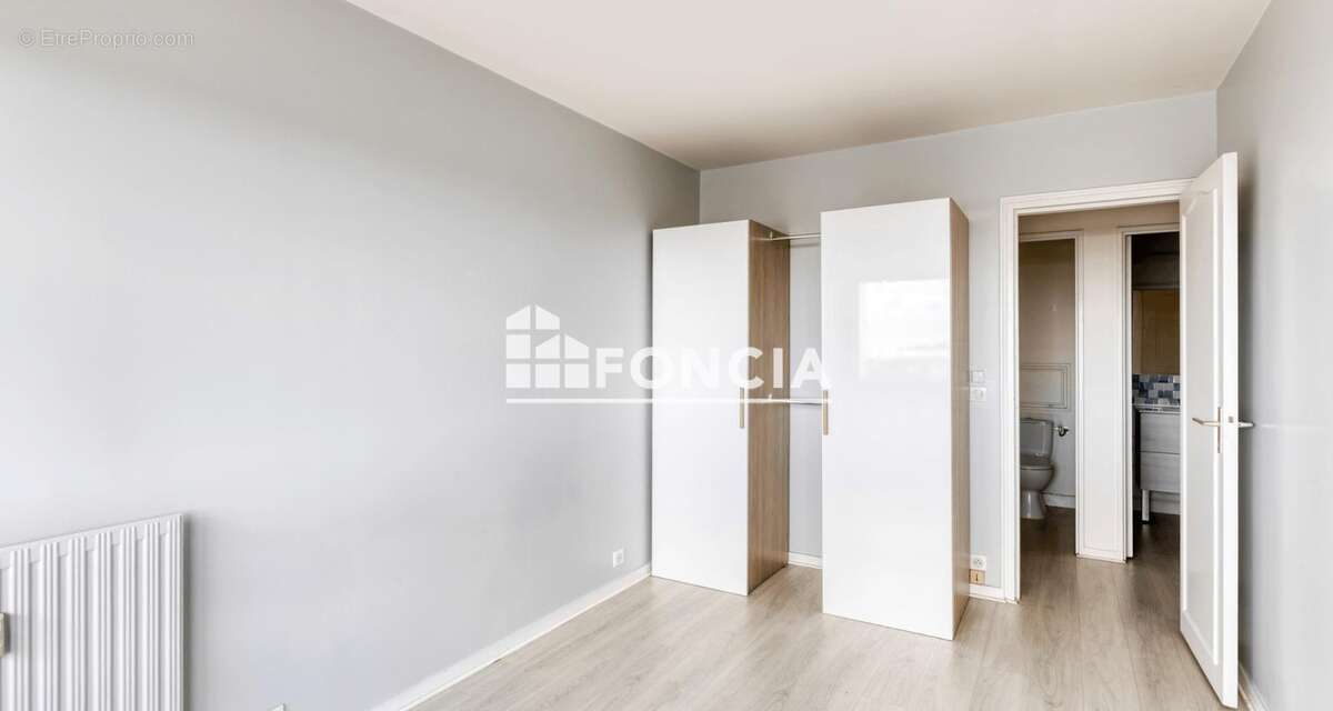 Appartement à CLICHY
