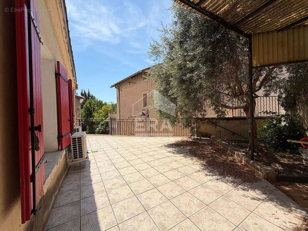 Appartement à MAZAN