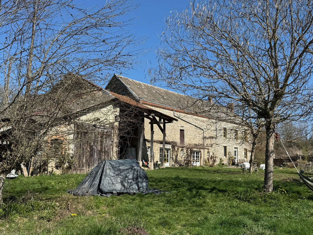 Maison à CHARENSAT