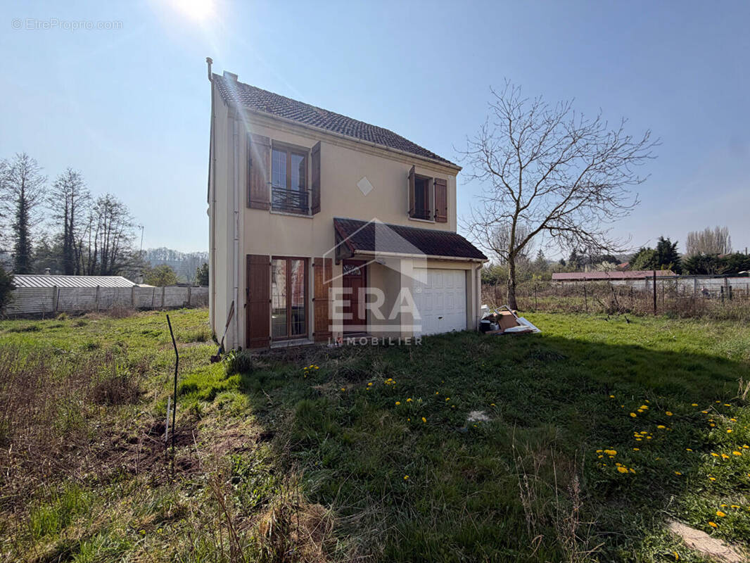 Maison à BLERANCOURT