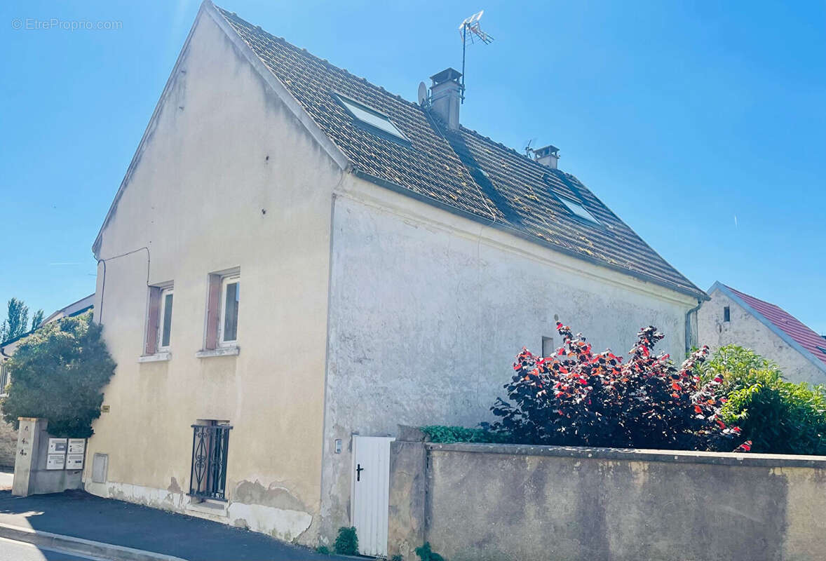 Maison à NANTEUIL-LES-MEAUX