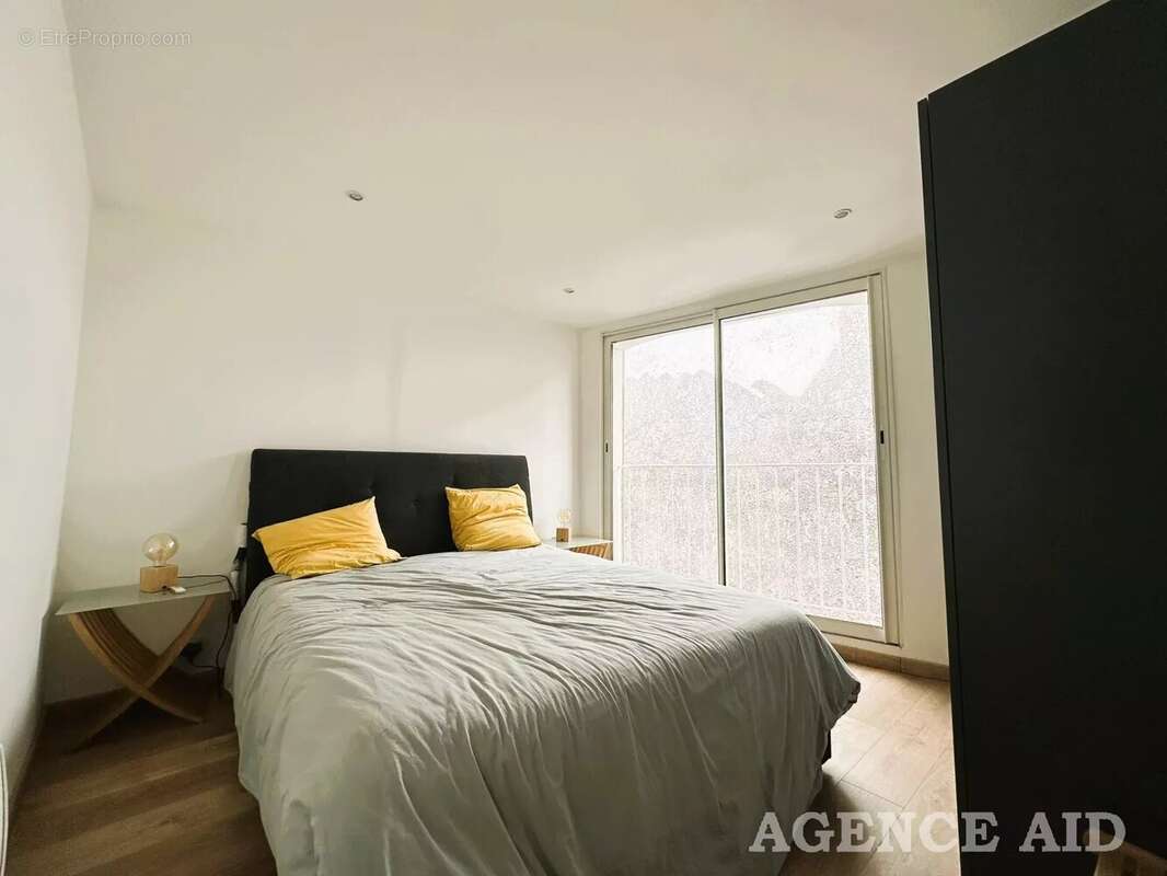 Appartement à CUGES-LES-PINS