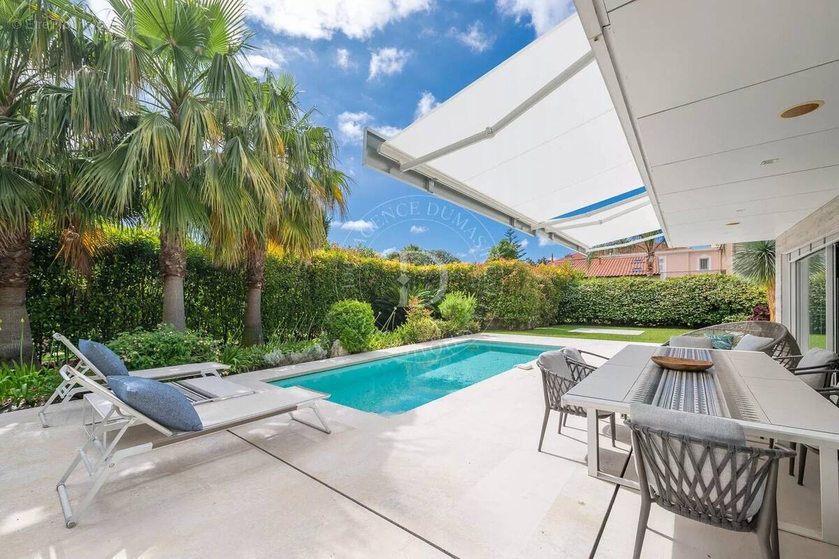 Appartement à BEAULIEU-SUR-MER