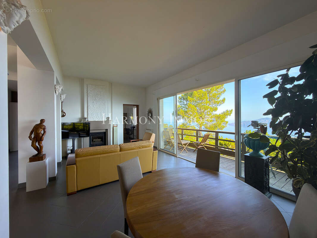 Piana. villa d'architecte. vue panoramique sur le golfe de porto - photo 10