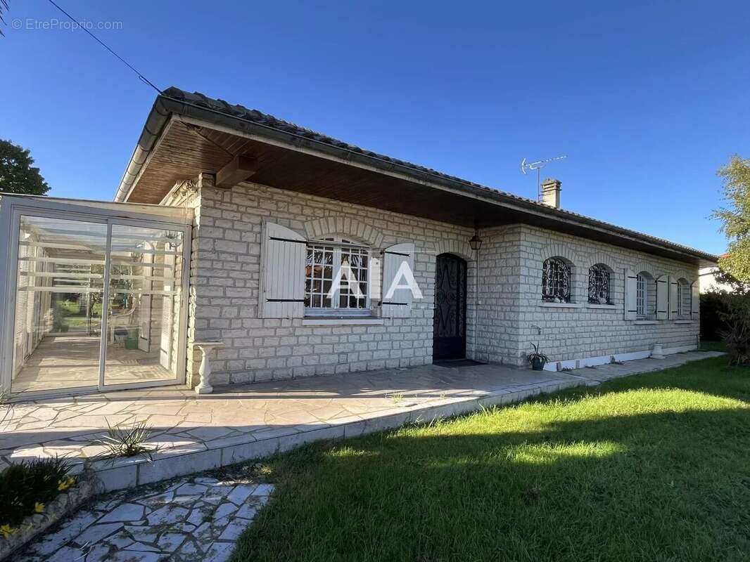 Maison à MAINE-DE-BOIXE