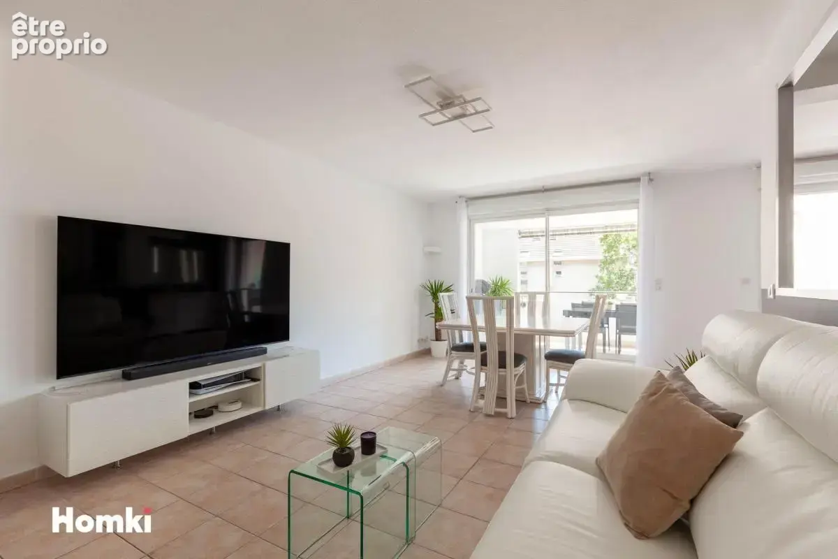 Appartement T3 de 67 m² à Marseille 13005, Rue Jules Gontard - photo 6